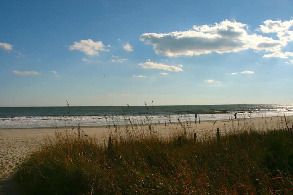 *A Family Retreat*Pool*Steps To The Beach*Approved Dogs*D18-9 Миртъл Бийч Екстериор снимка