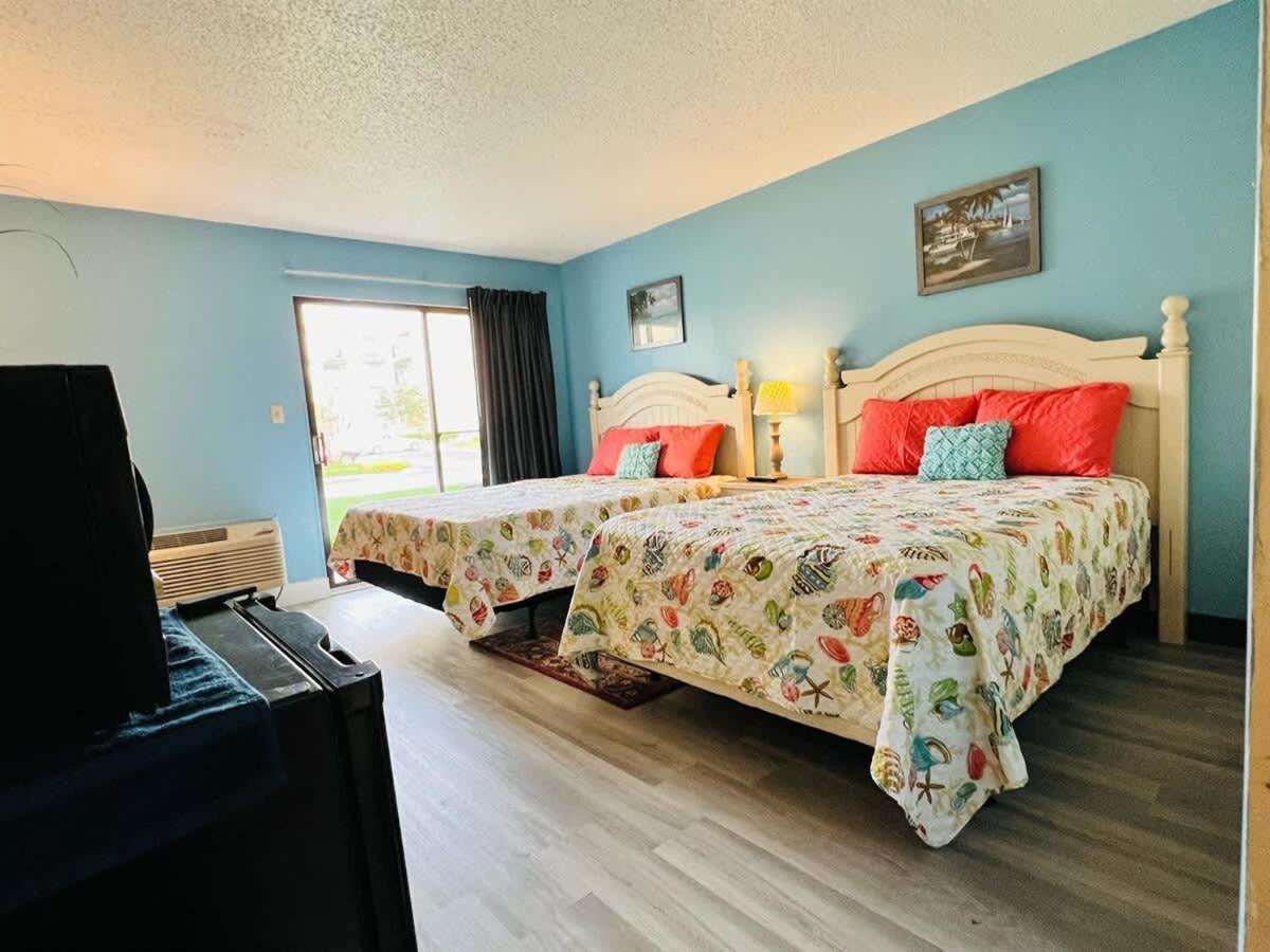 *A Family Retreat*Pool*Steps To The Beach*Approved Dogs*D18-9 Миртъл Бийч Екстериор снимка