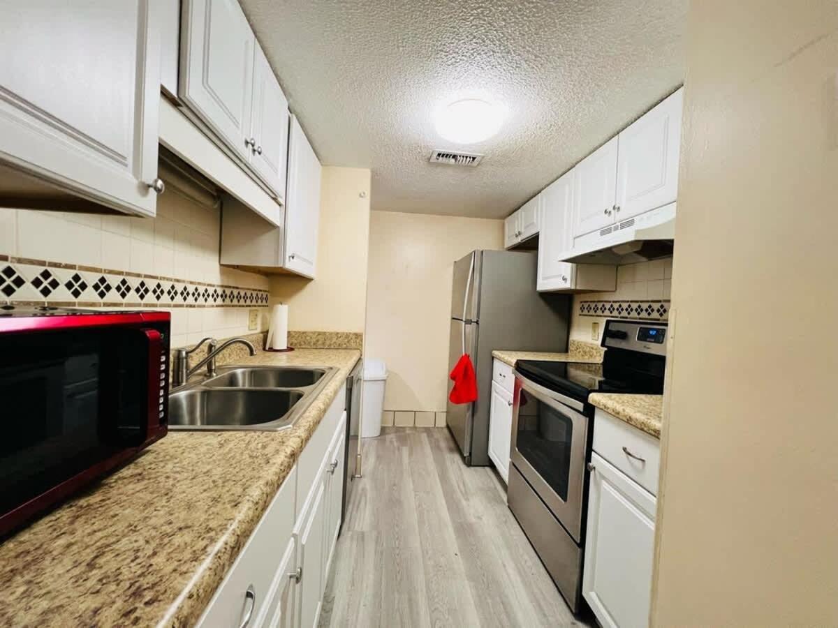 *A Family Retreat*Pool*Steps To The Beach*Approved Dogs*D18-9 Миртъл Бийч Екстериор снимка