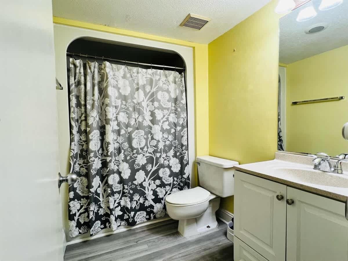 *A Family Retreat*Pool*Steps To The Beach*Approved Dogs*D18-9 Миртъл Бийч Екстериор снимка