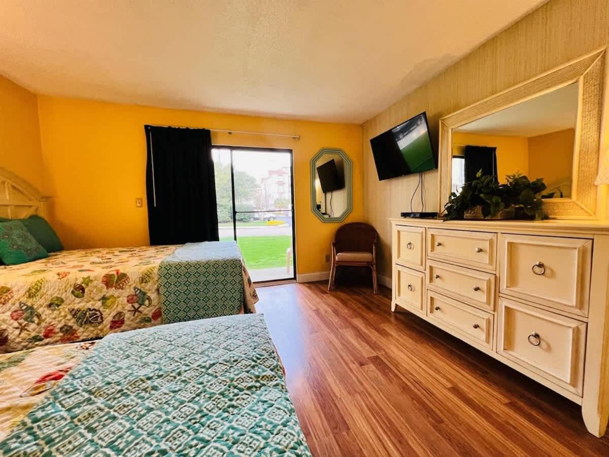 *A Family Retreat*Pool*Steps To The Beach*Approved Dogs*D18-9 Миртъл Бийч Екстериор снимка